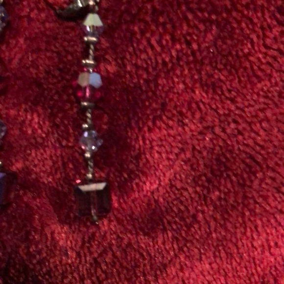 Earrings - Picture 2 of 4